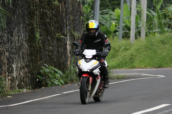 Quels sont les avantages des selles chauffantes pour une moto de touring en hiver ?