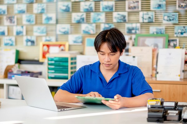 Optimisez vos réparations auto avec notre comparateur de garages